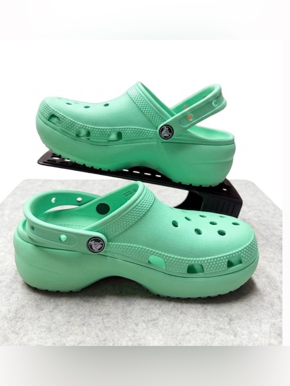 Crocs Classic Bae Clog Mint Green Women Size 6 Platform Slip On Shoes 206750